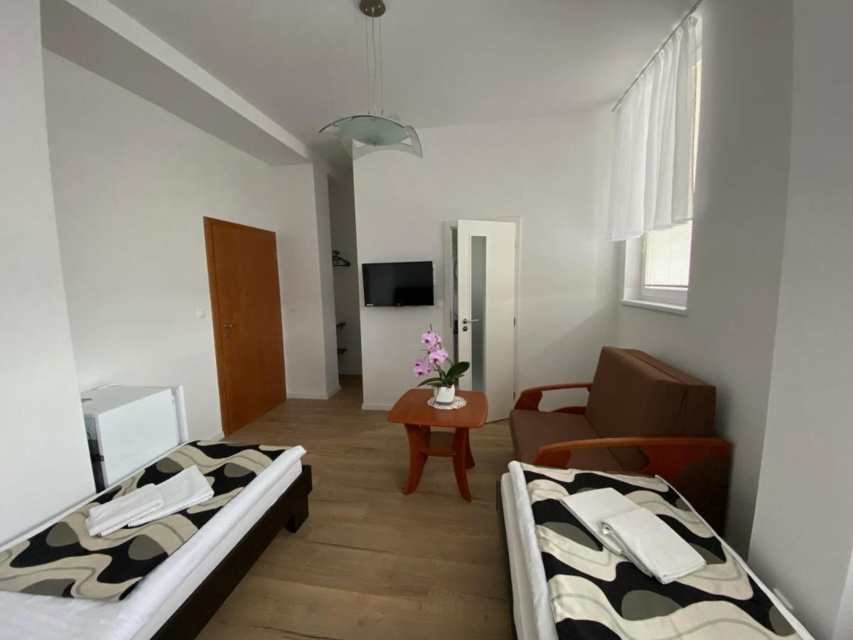 Guest House Penzion Fortuna Tvrdosin Dış mekan fotoğraf