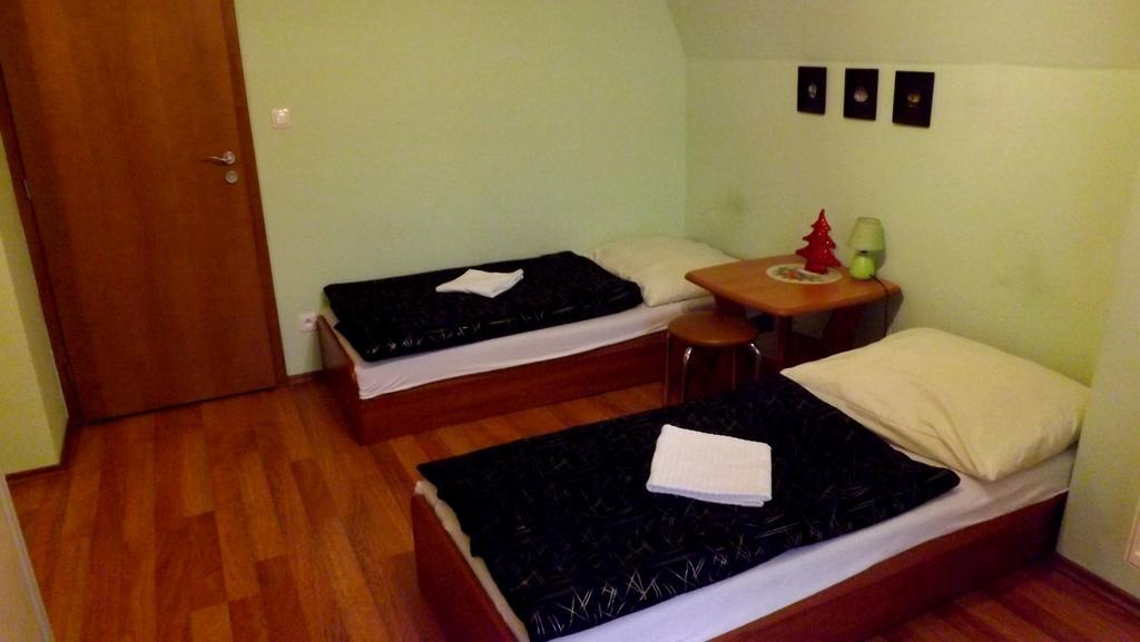 Guest House Penzion Fortuna Tvrdosin Oda fotoğraf