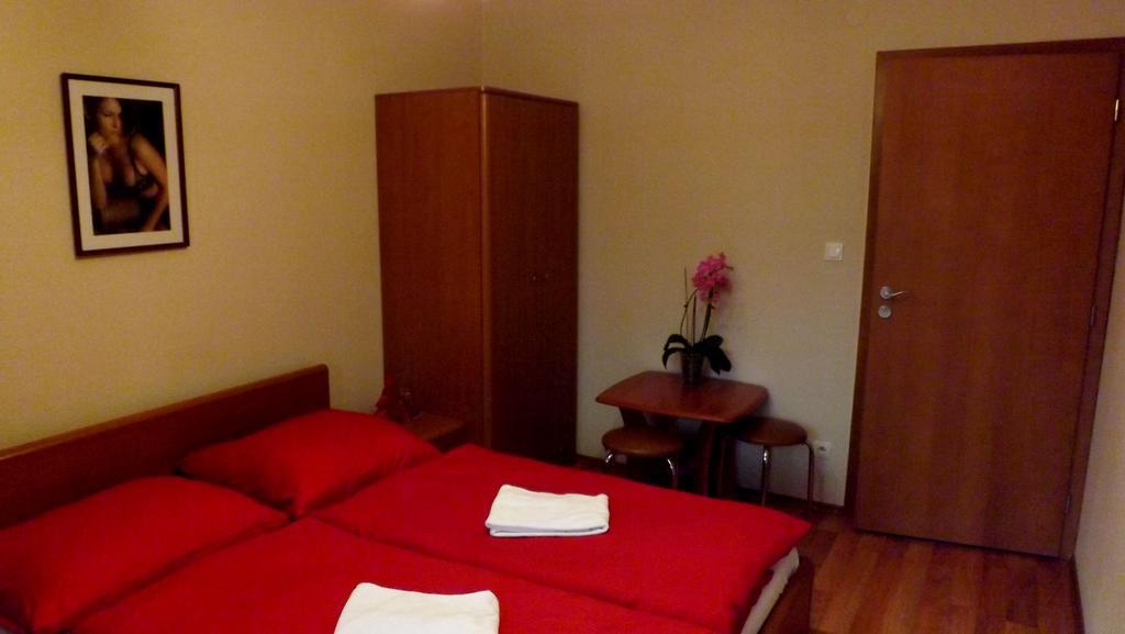 Guest House Penzion Fortuna Tvrdosin Oda fotoğraf