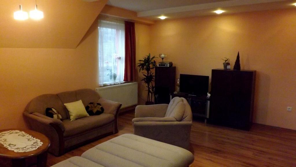 Guest House Penzion Fortuna Tvrdosin Oda fotoğraf